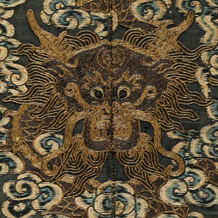 AN IMPERIAL DRAGON KESI BUZI 18-19TH